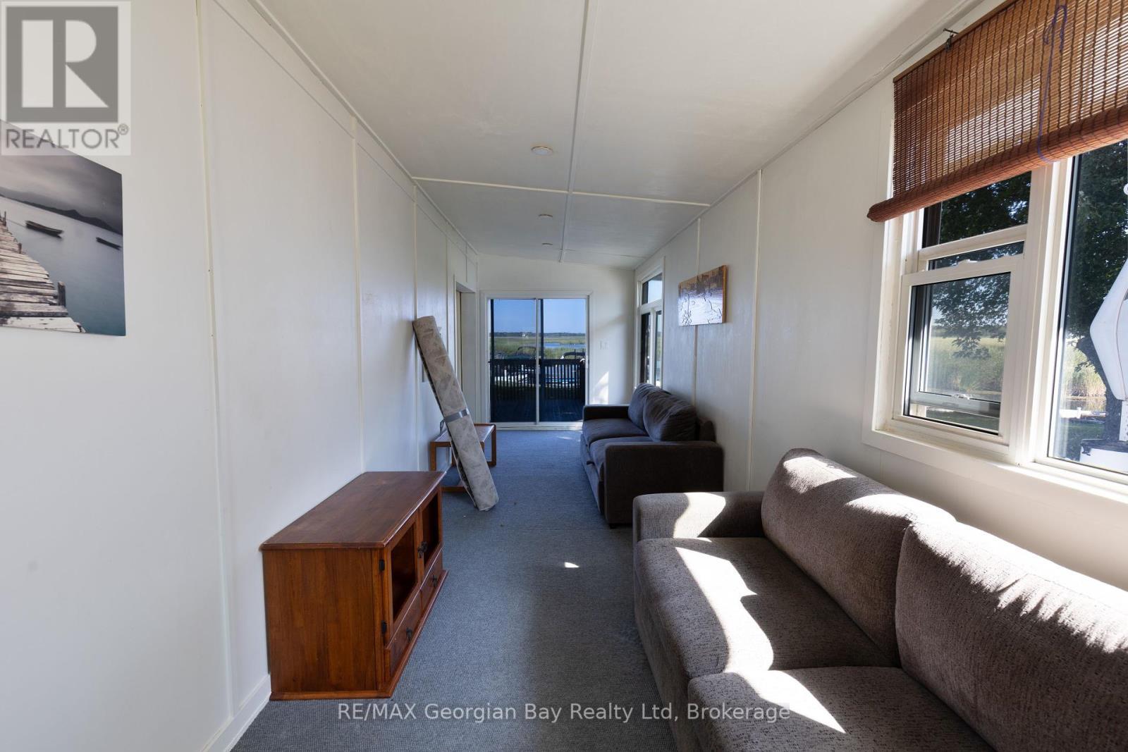 14 - 1838 Heron Drive, Severn (Fesserton), ON - Indoor