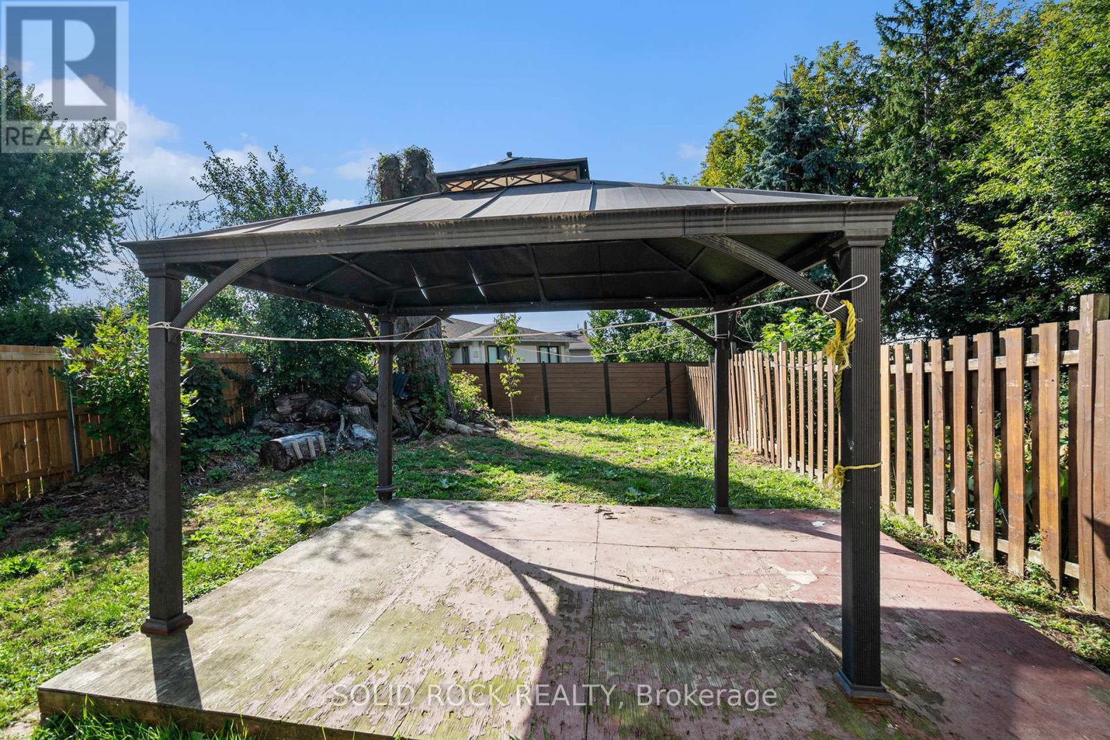 1432 Leigh Crescent, Ottawa, ON - Outdoor