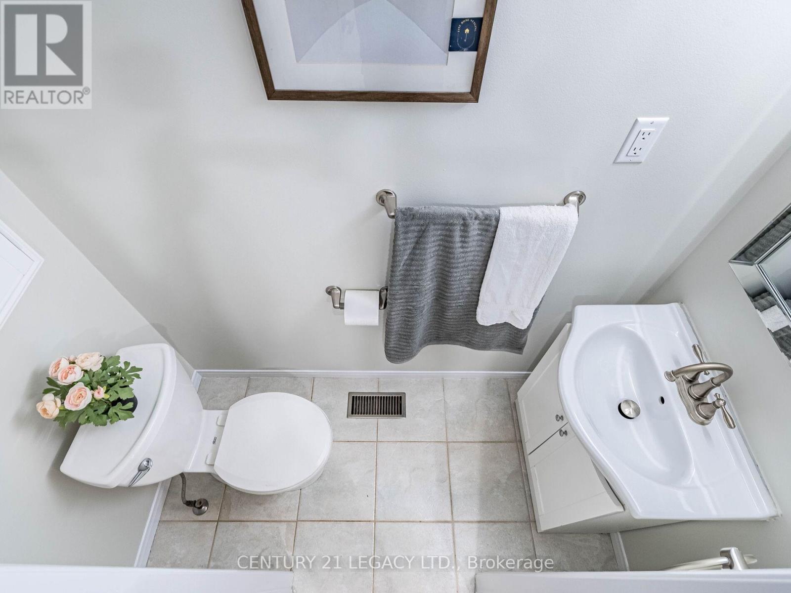 4110 Forest Run Avenue, Burlington, ON - Indoor Photo Showing Bathroom