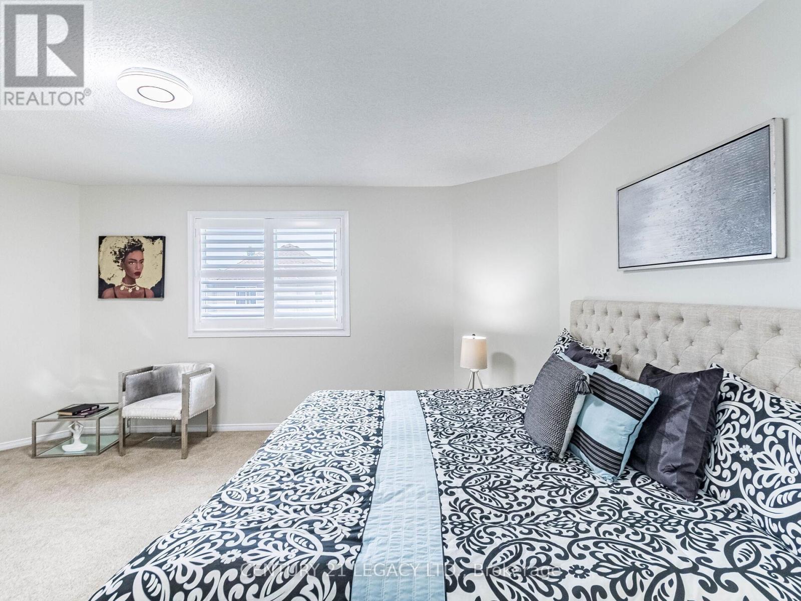 4110 Forest Run Avenue, Burlington, ON - Indoor Photo Showing Bedroom