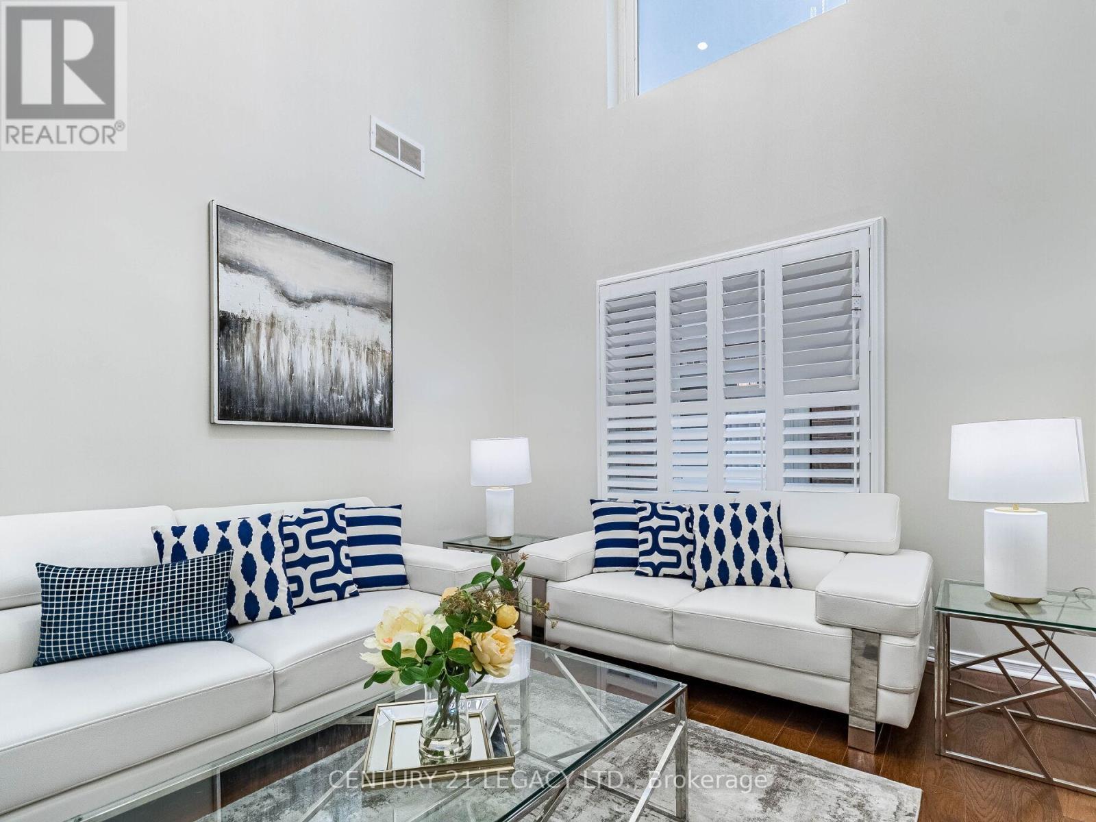 4110 Forest Run Avenue, Burlington, ON - Indoor Photo Showing Living Room
