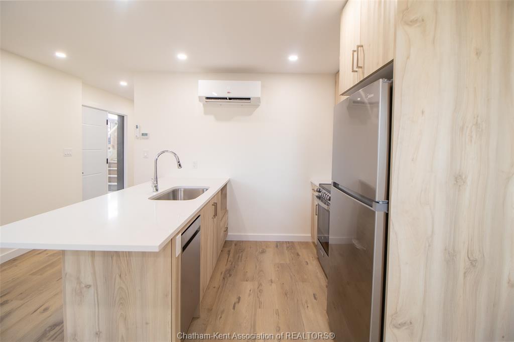 91 Adelaide Street South, Chatham, ON