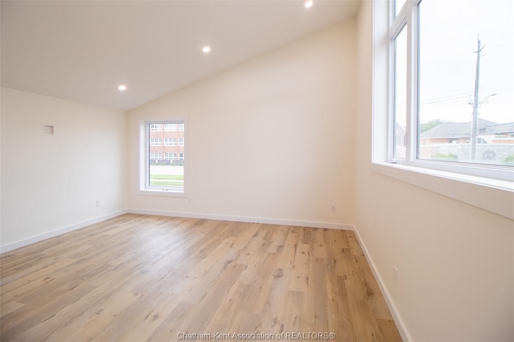 91 Adelaide Street South, Chatham, ON