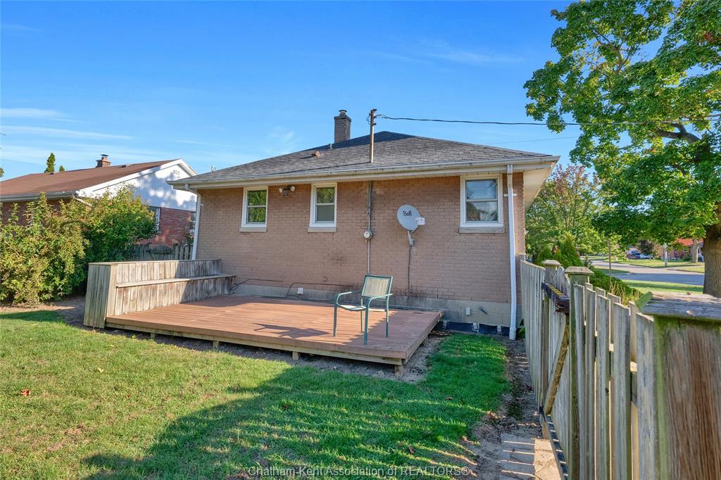 48 Simonton Drive, Chatham, ON