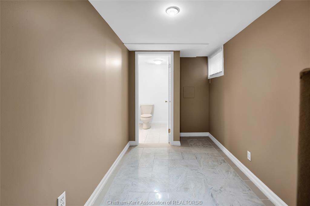 48 Simonton Drive, Chatham, ON