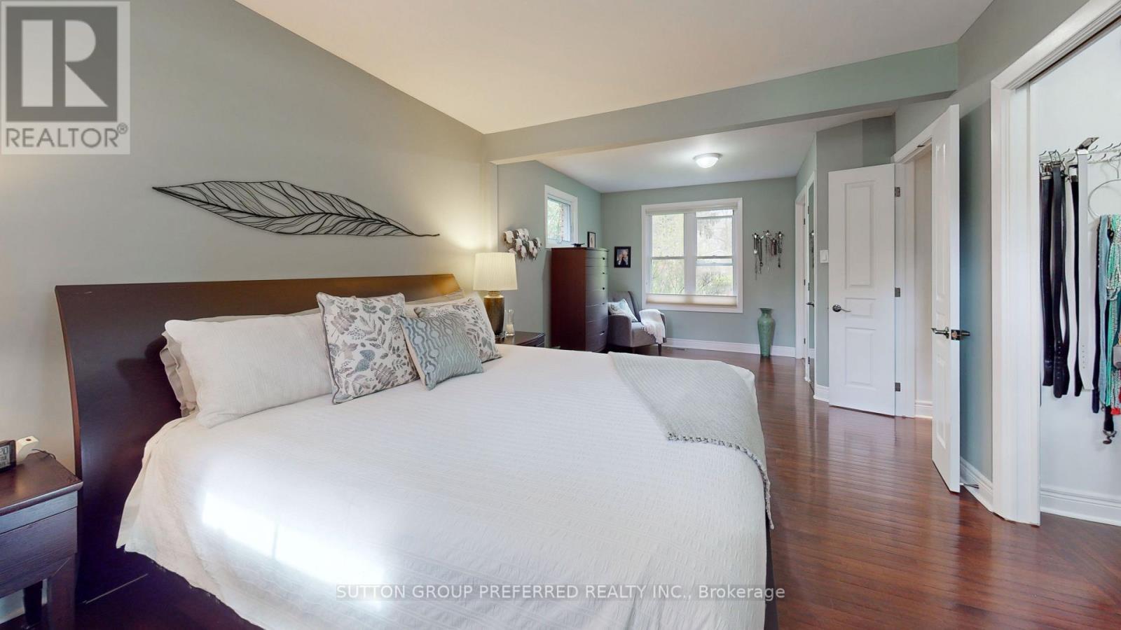 433 West Mile Road, London North (North P), ON - Indoor Photo Showing Bedroom
