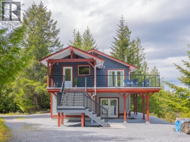 2389 Wall Street, Texada Island, BC - Outdoor