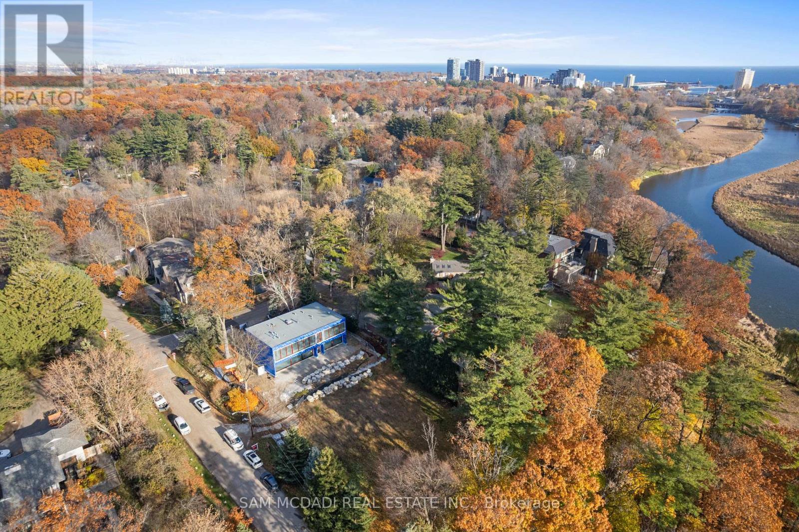 1470 Pinetree Crescent, Mississauga, ON