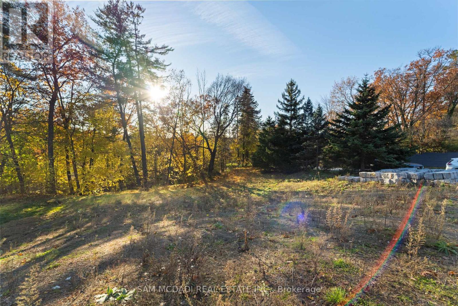 1470 Pinetree Crescent, Mississauga, ON