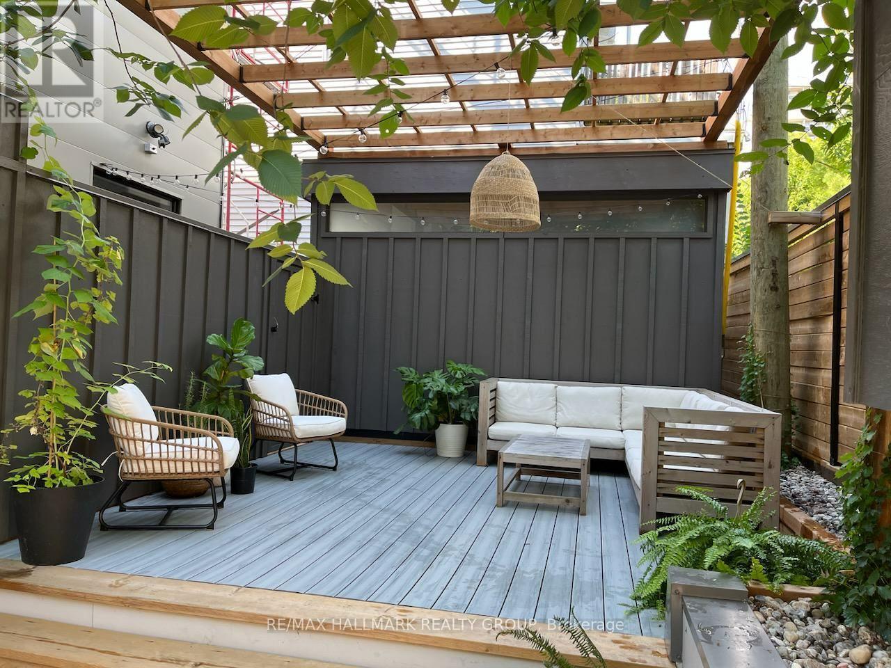 59 Douglas Avenue, Ottawa, ON - Outdoor With Deck Patio Veranda With Exterior