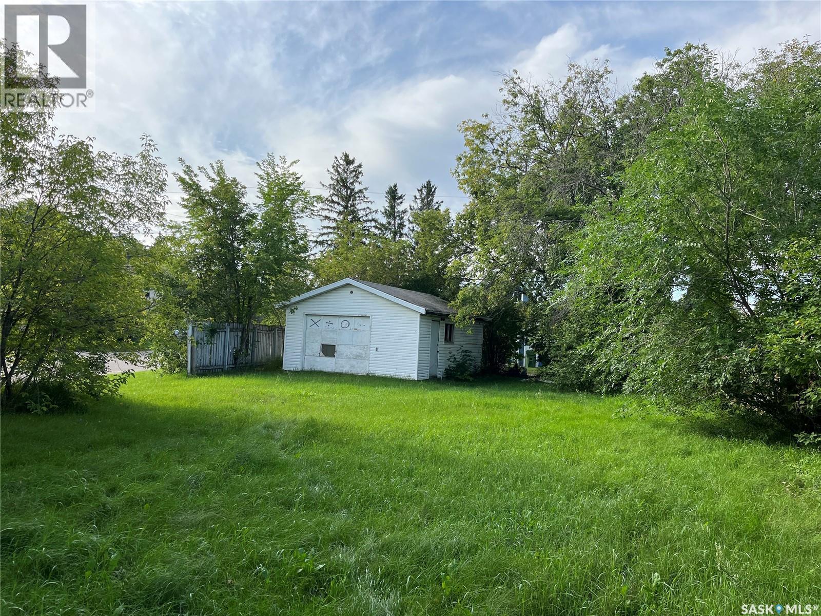 805 14Th Street W, Prince Albert, SK