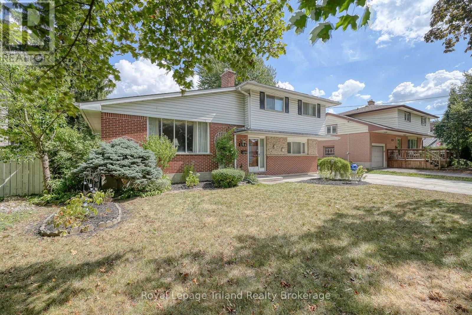 194 Orchard Road, Woodstock (Woodstock - North), ON - Outdoor