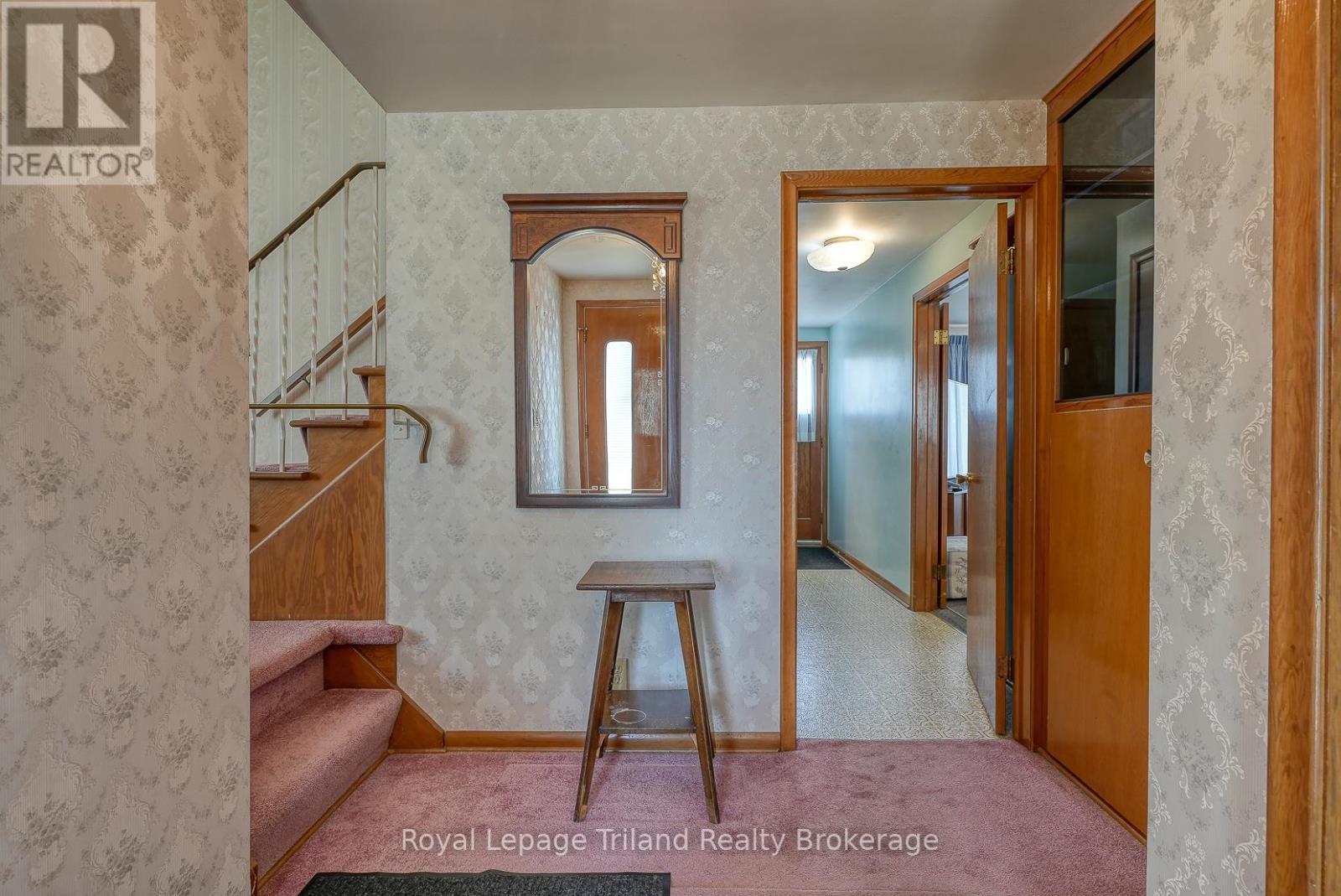 194 Orchard Road, Woodstock (Woodstock - North), ON - Indoor Photo Showing Other Room