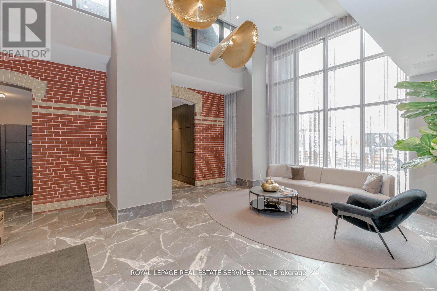 2604 - 286 Main Street, Toronto, ON - Indoor Photo Showing Other Room