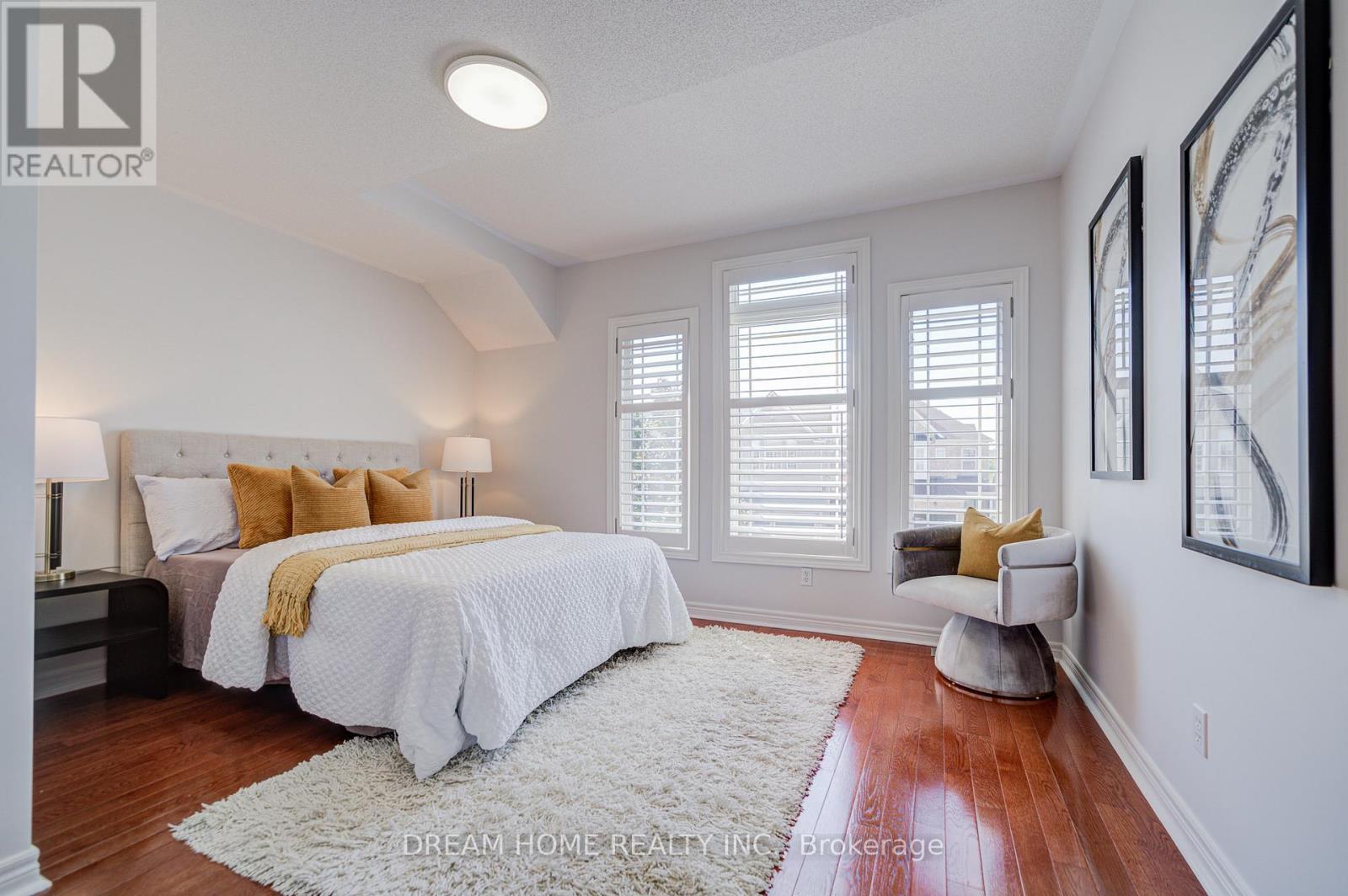3519 Trilogy Trail, Mississauga, ON - Indoor Photo Showing Bedroom