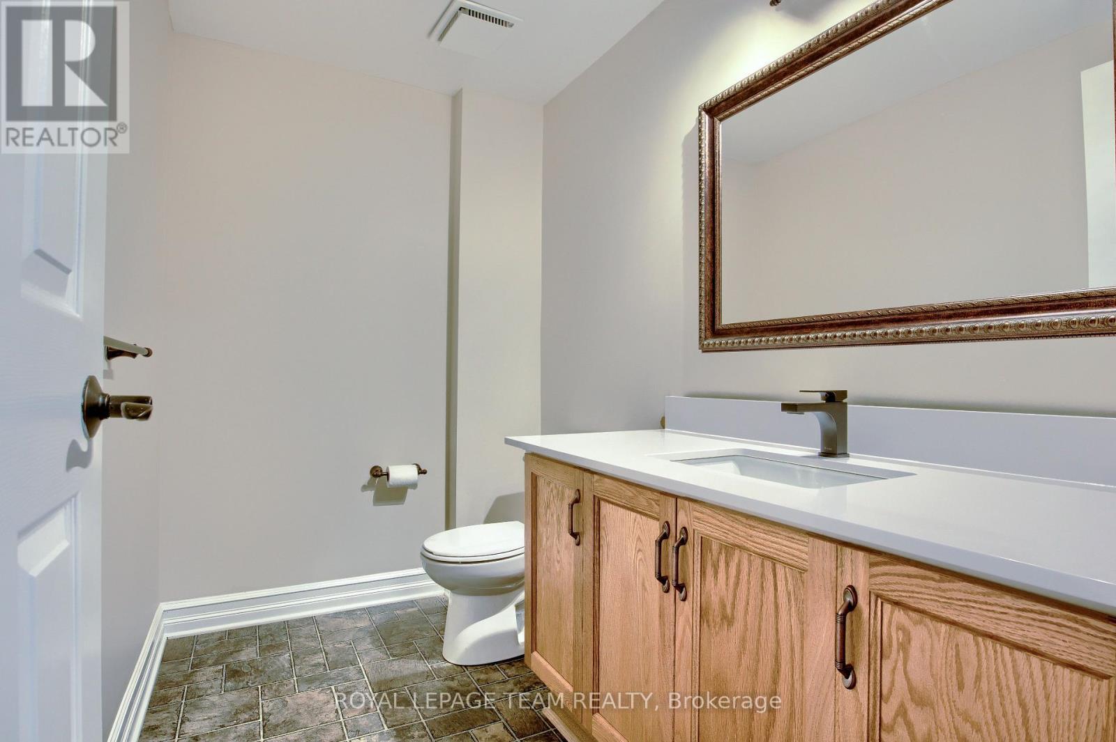 55 Mcgibbon Drive, Ottawa, ON - Indoor Photo Showing Bathroom