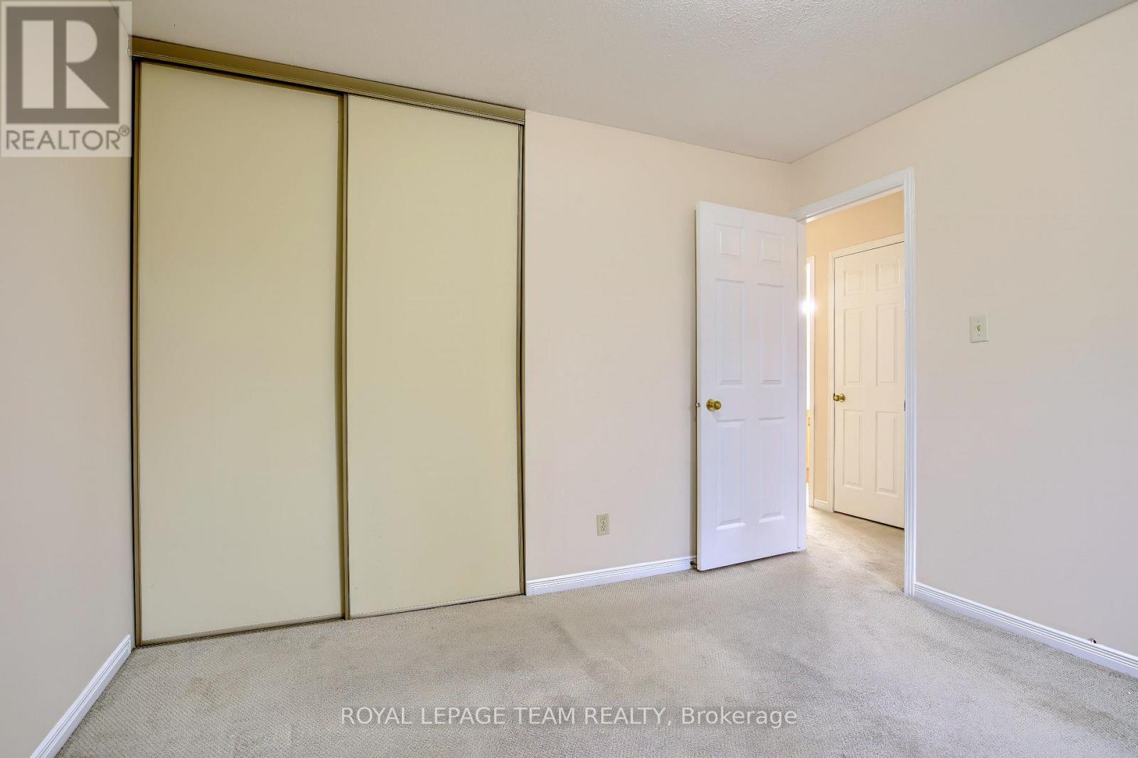 55 Mcgibbon Drive, Ottawa, ON - Indoor Photo Showing Other Room