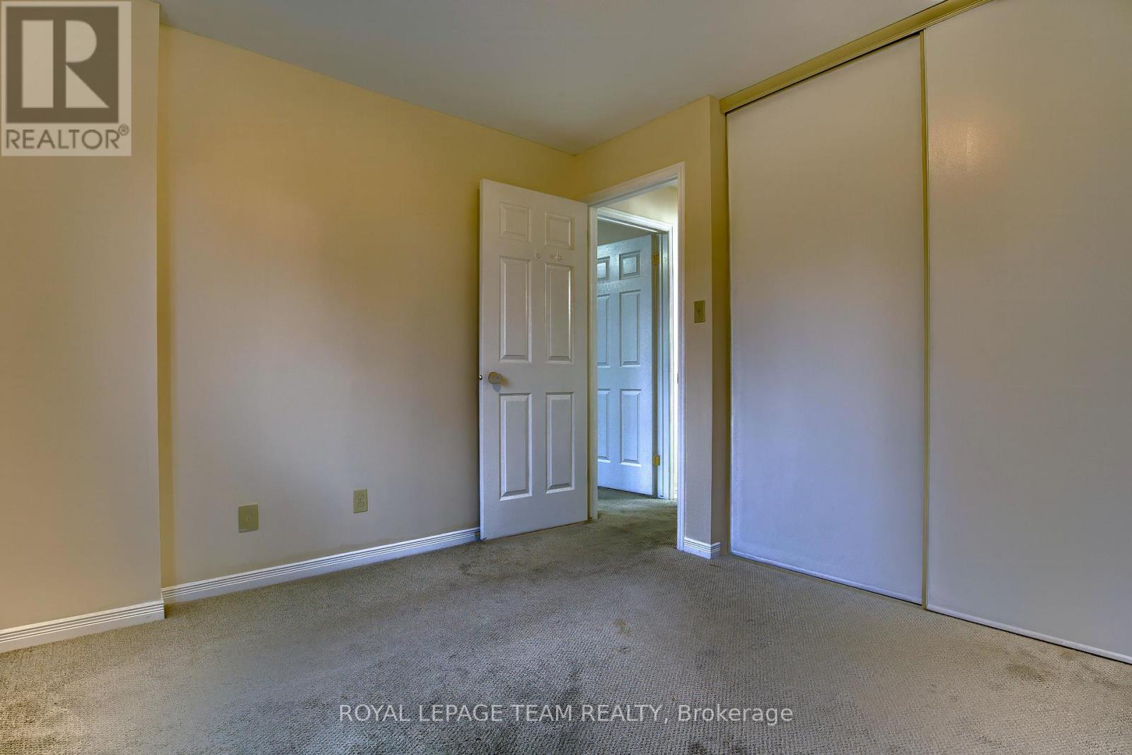 55 Mcgibbon Drive, Ottawa, ON - Indoor Photo Showing Other Room