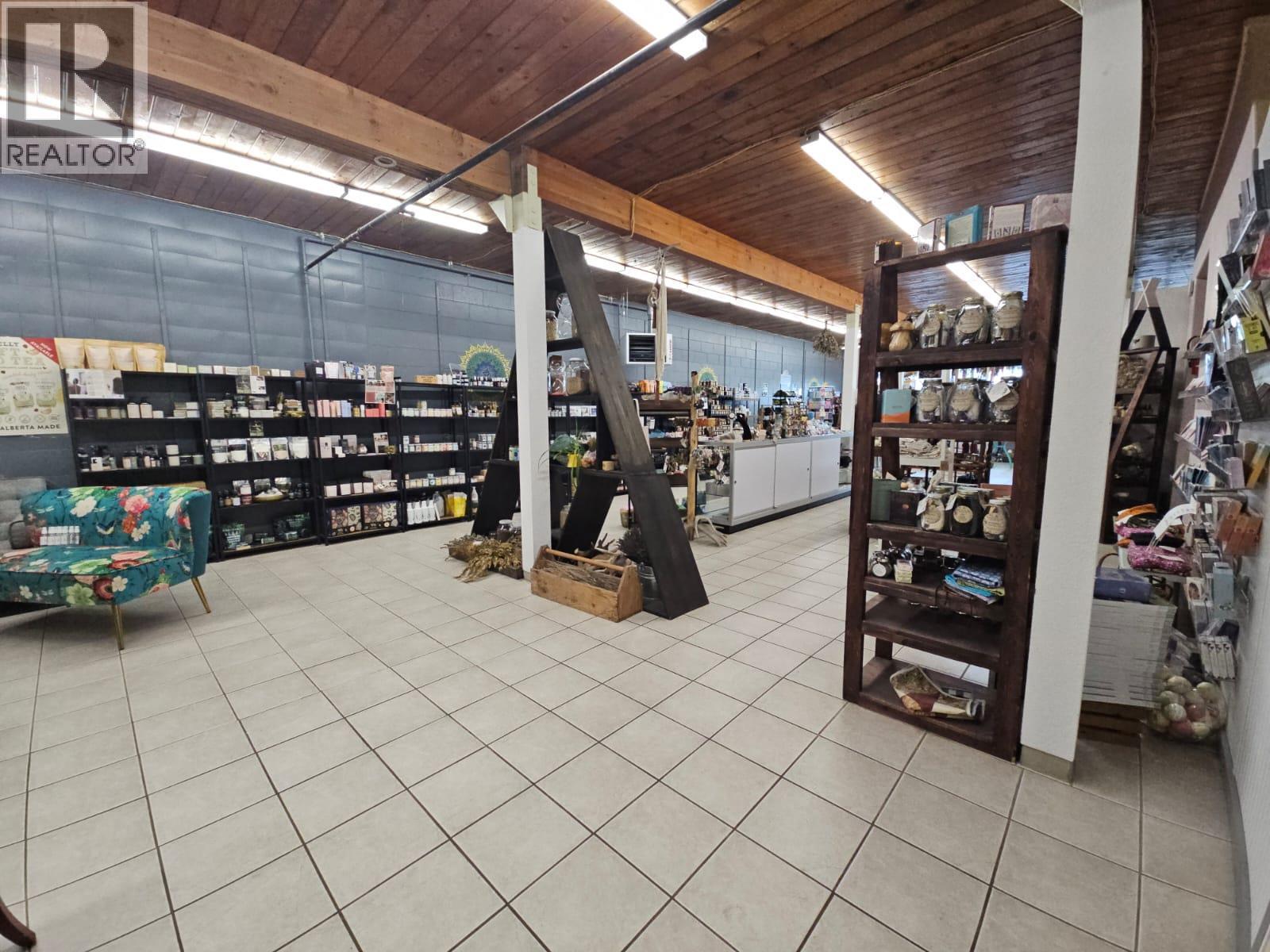 4741 51 Street Nw, Chetwynd, BC