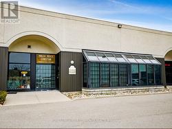 3 - 800 PETROLIA ROAD Toronto, ON M3J 3K4