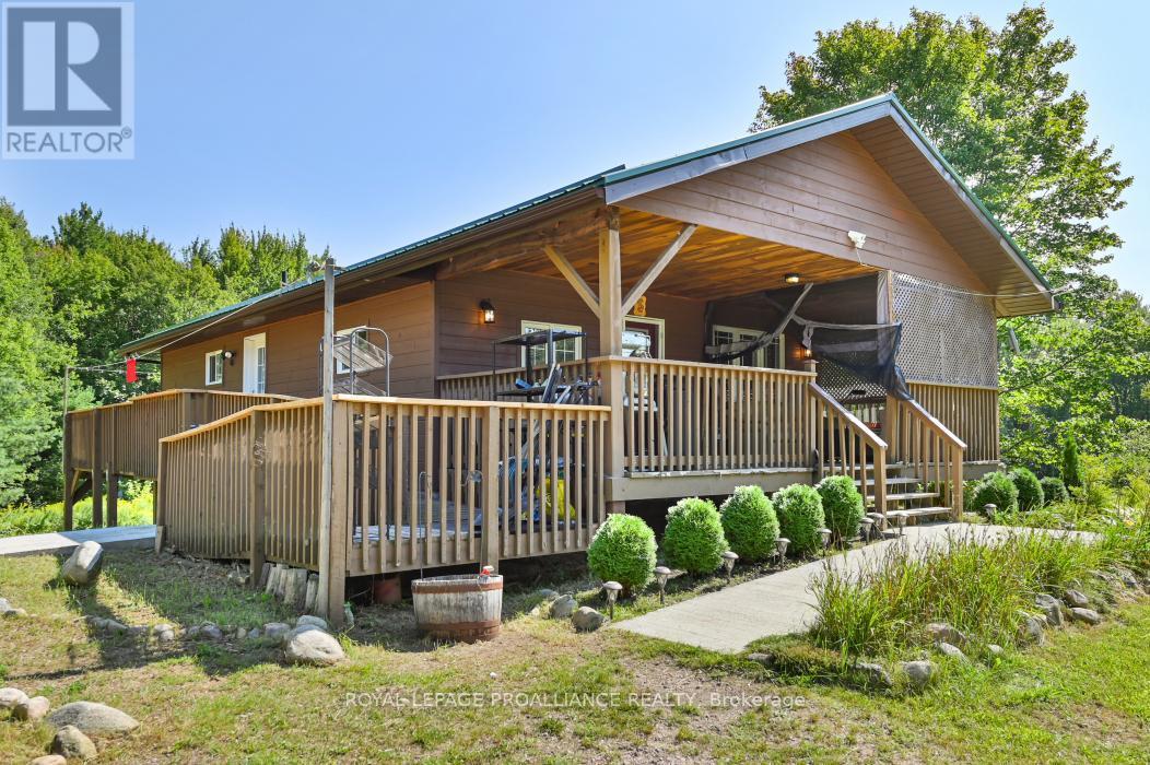11447 Highway 41, Addington Highlands (Addington Highlands), ON - Outdoor