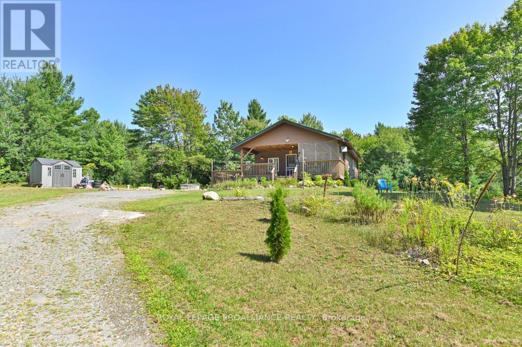 11447 Highway 41, Addington Highlands (Addington Highlands), ON - Outdoor