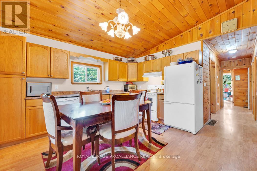 11447 Highway 41, Addington Highlands (Addington Highlands), ON - Indoor