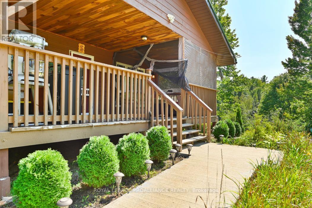 11447 Highway 41, Addington Highlands (Addington Highlands), ON - Outdoor