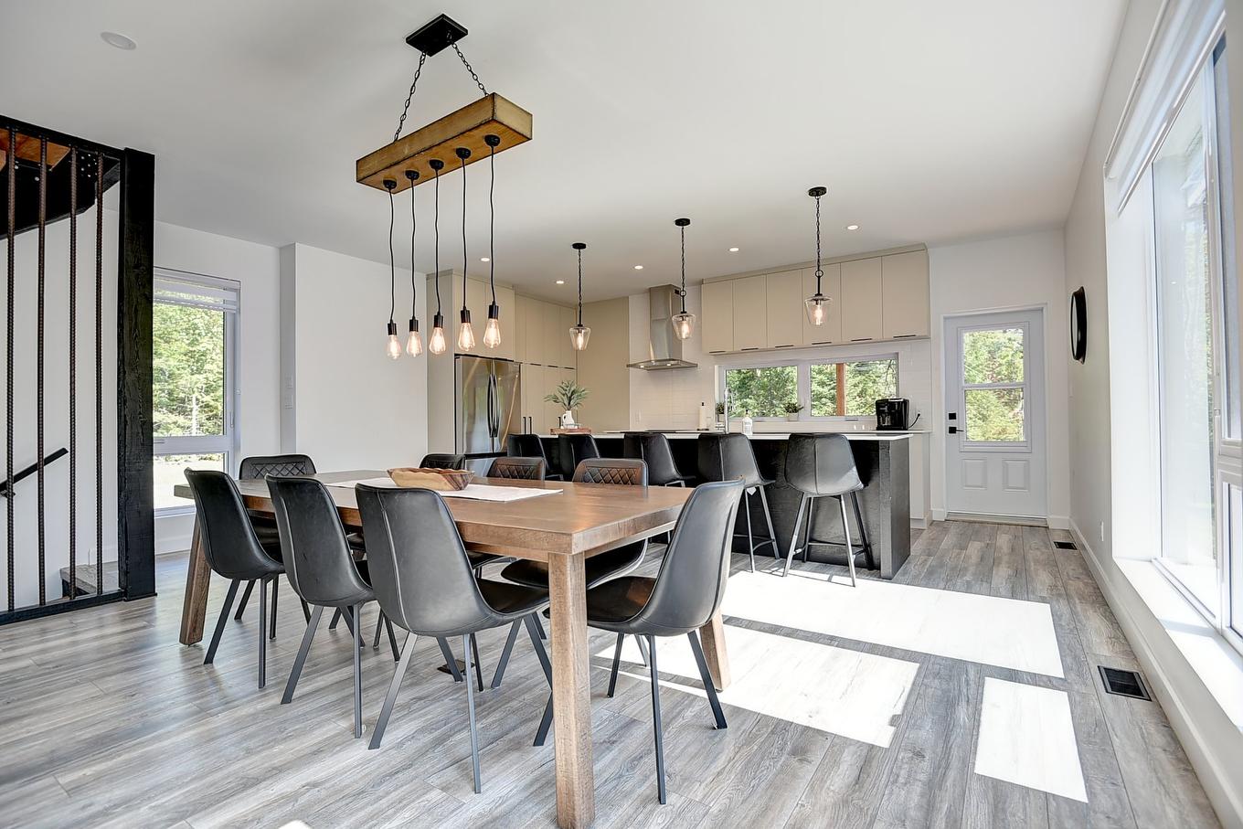 Dining room - 551 Ch. Du Quartier-Du-Cerf, Saint-Côme, QC - Indoor Photo Showing Dining Room