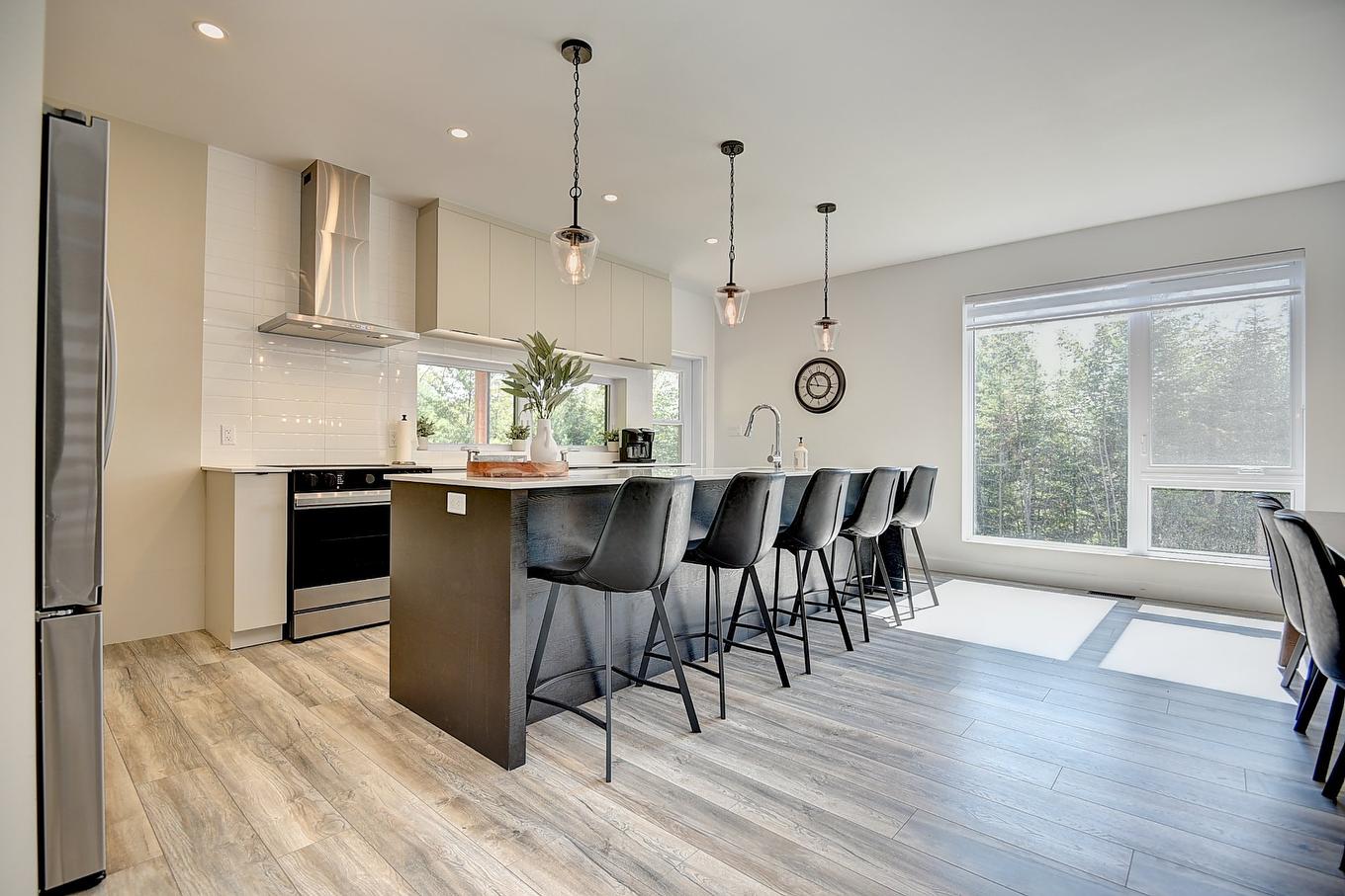 Kitchen - 551 Ch. Du Quartier-Du-Cerf, Saint-Côme, QC - Indoor Photo Showing Kitchen With Upgraded Kitchen