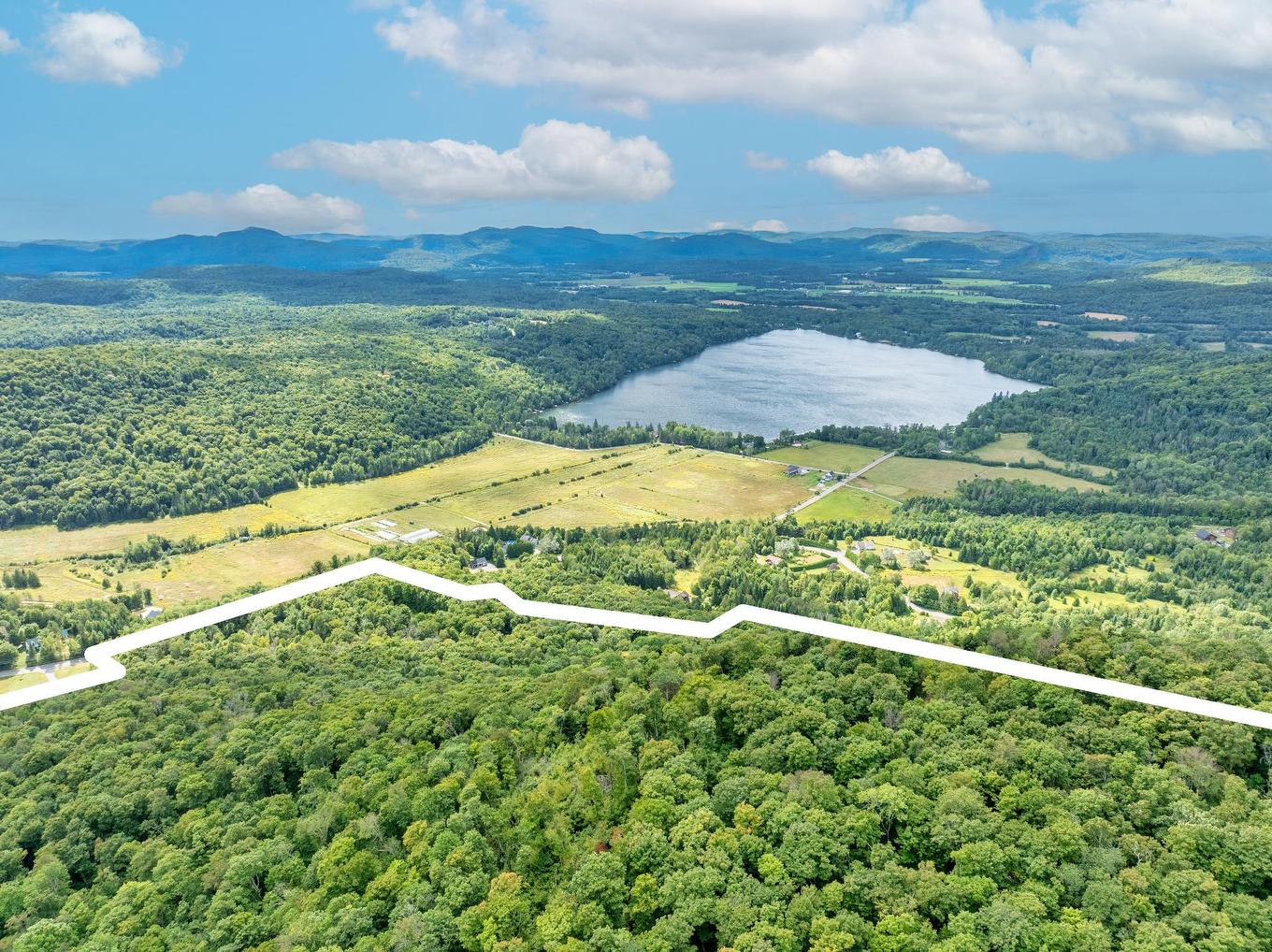 Aerial photo - Ch. Paquette, Mont-Tremblant, QC
