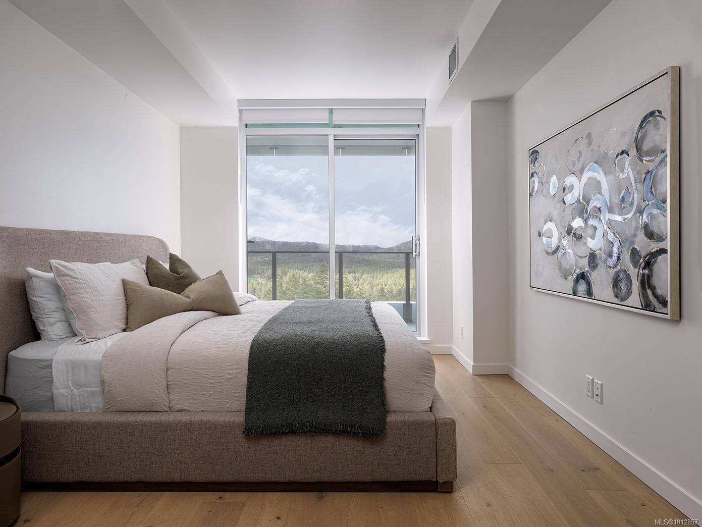 #1610-2000 Hannington Rd, Langford, BC - Indoor Photo Showing Bedroom