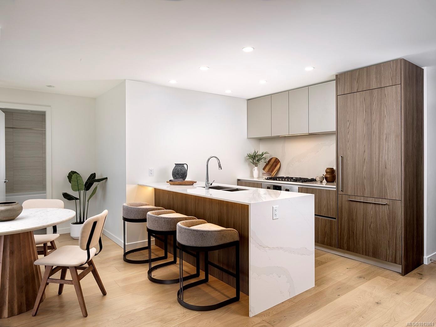 1604-2000 Hannington Rd, Langford, BC - Indoor