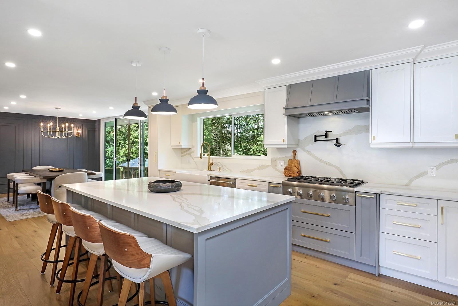 177 Sunningdale Rd East, Qualicum Beach, BC