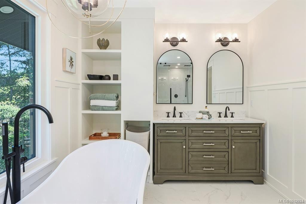 177 Sunningdale Rd East, Qualicum Beach, BC