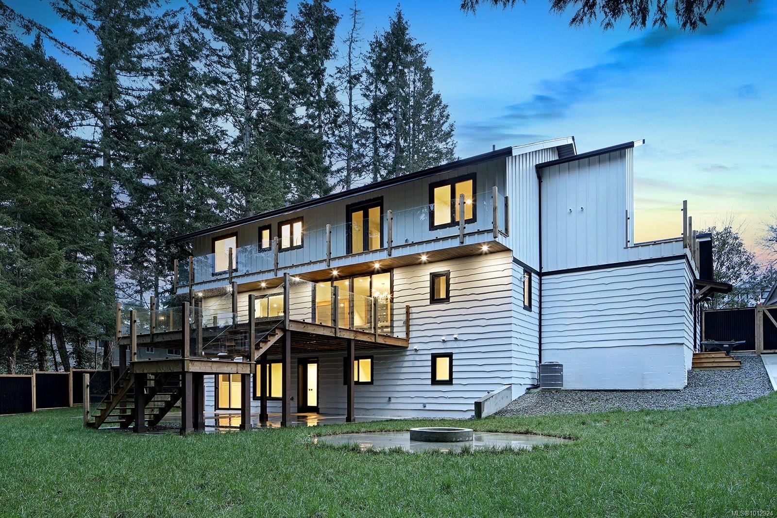 177 Sunningdale Rd East, Qualicum Beach, BC