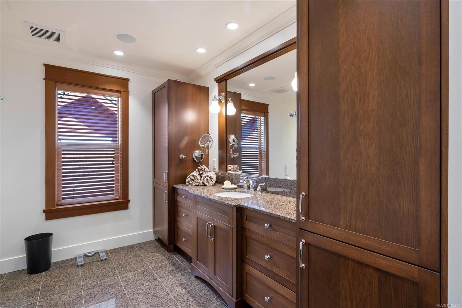 8-537 Point Ideal Dr, Lake Cowichan, BC