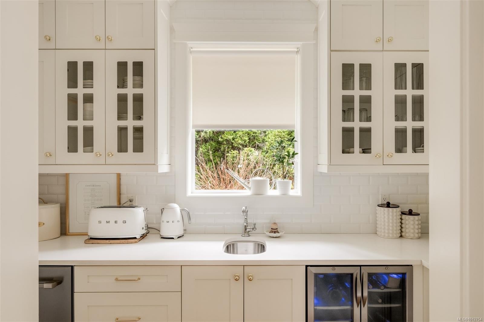 1701 Texada Terr, North Saanich, BC