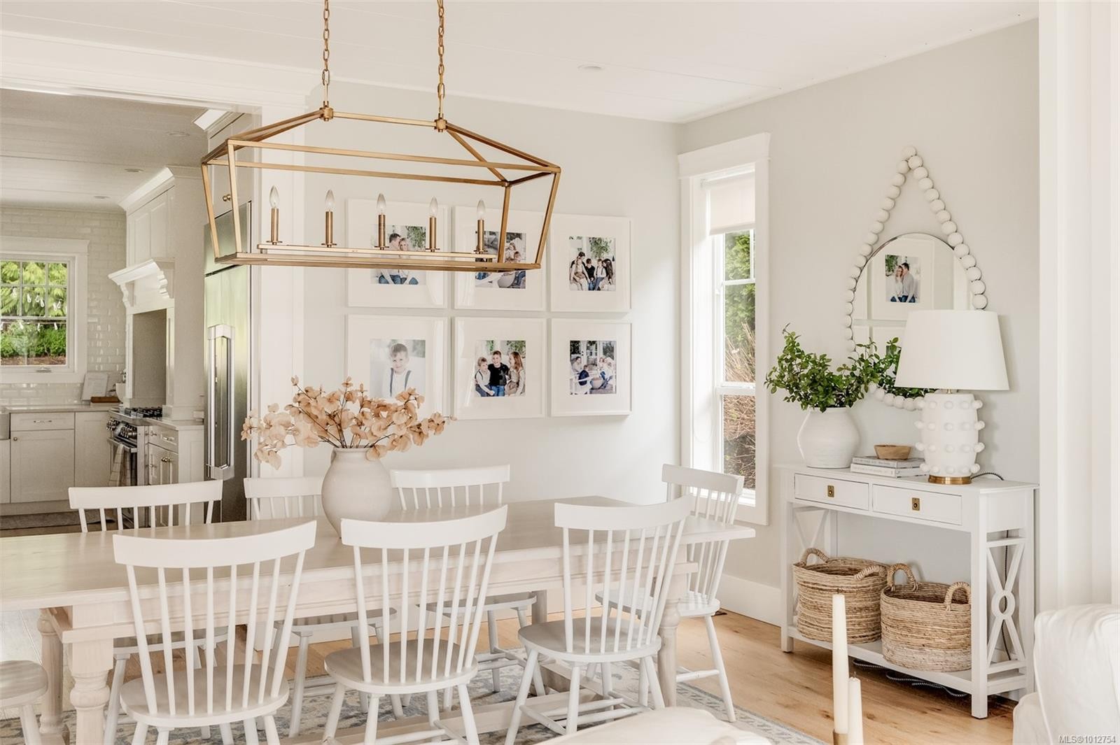 1701 Texada Terr, North Saanich, BC