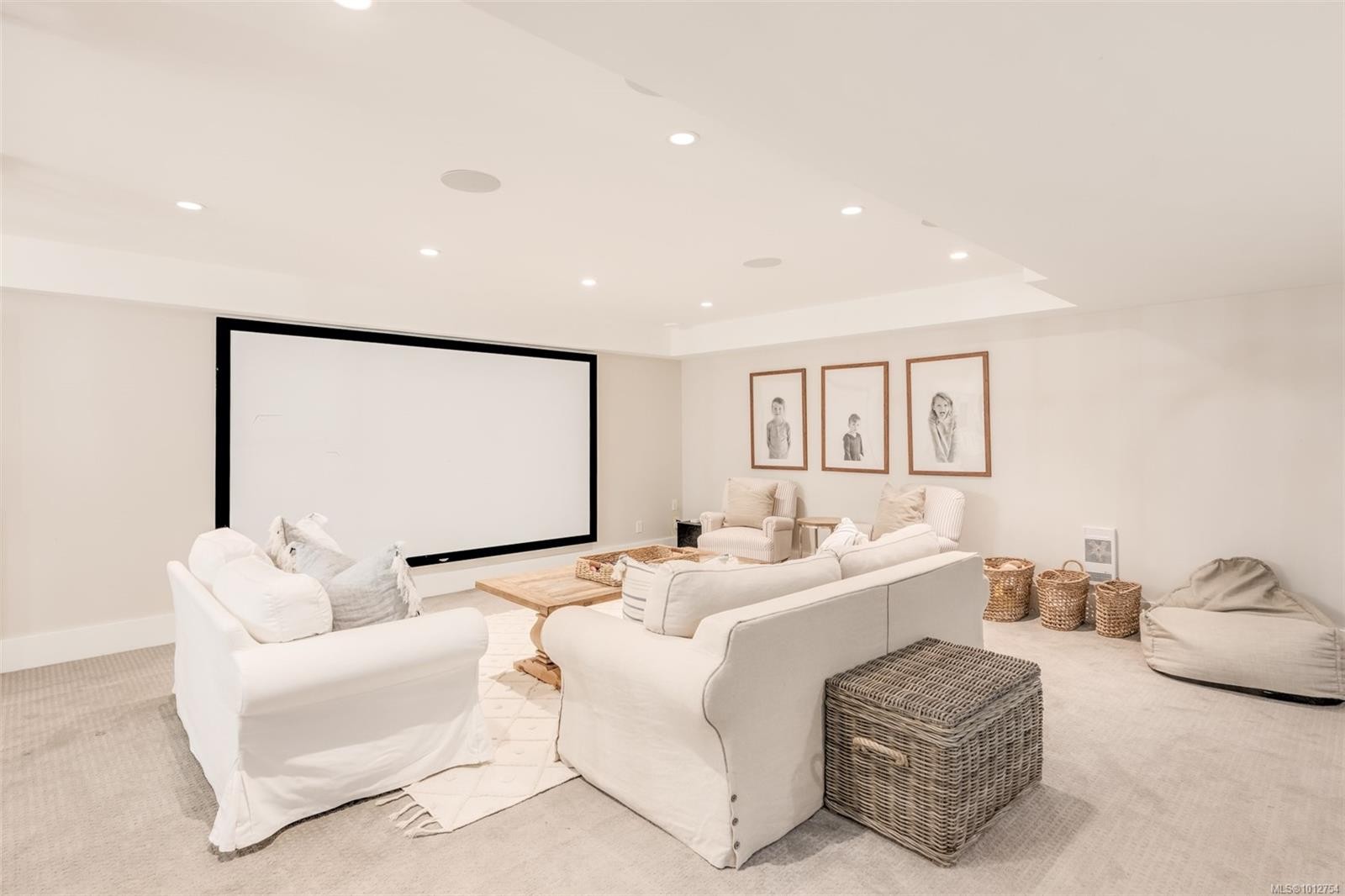 1701 Texada Terr, North Saanich, BC