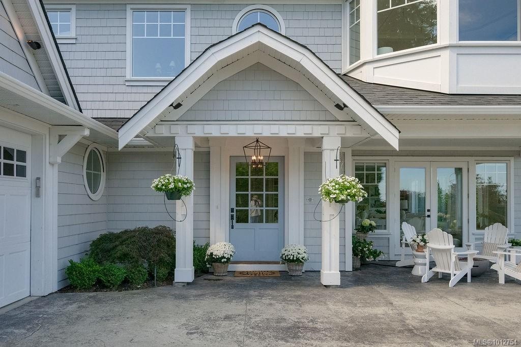 1701 Texada Terr, North Saanich, BC