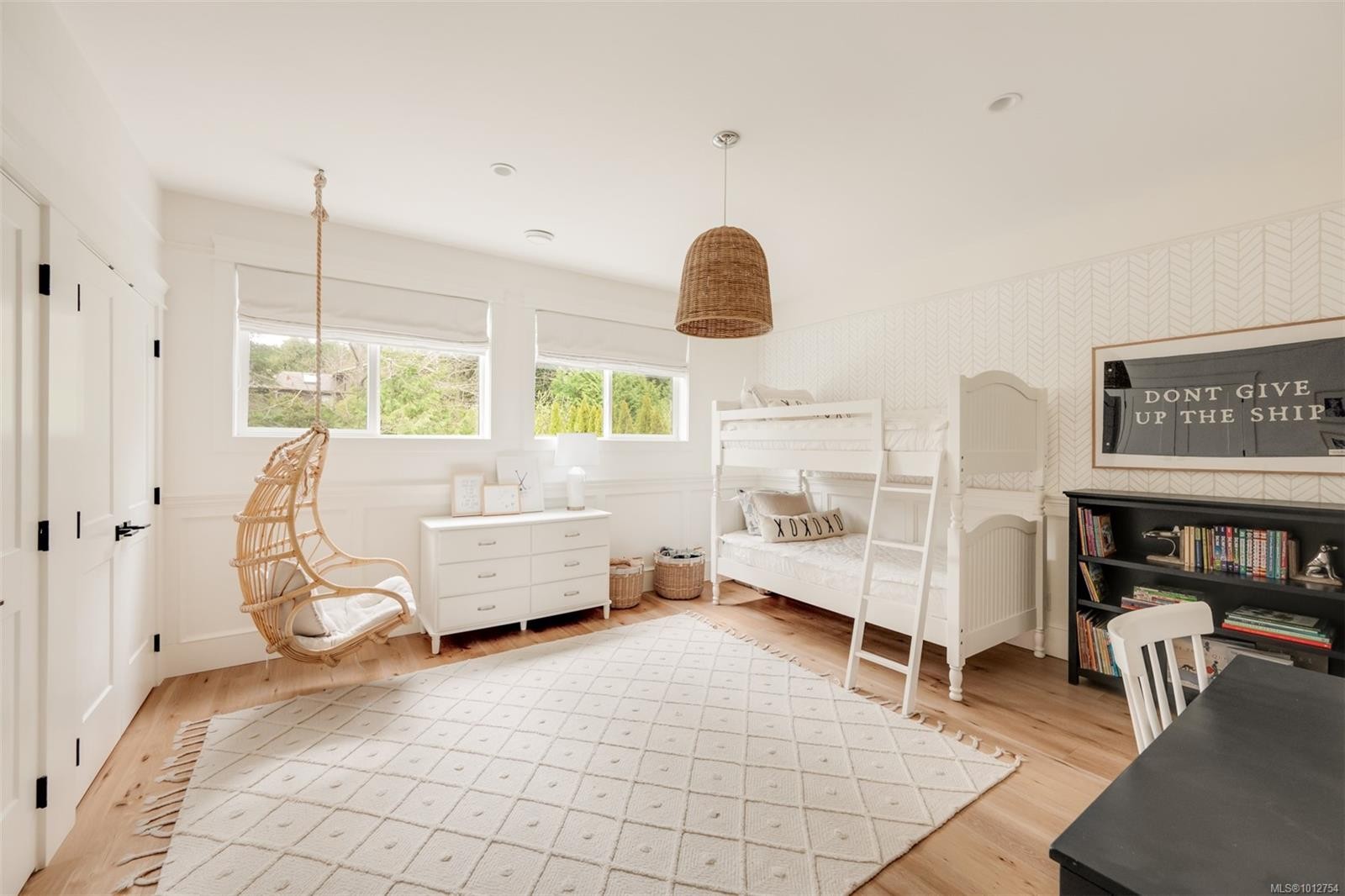 1701 Texada Terr, North Saanich, BC