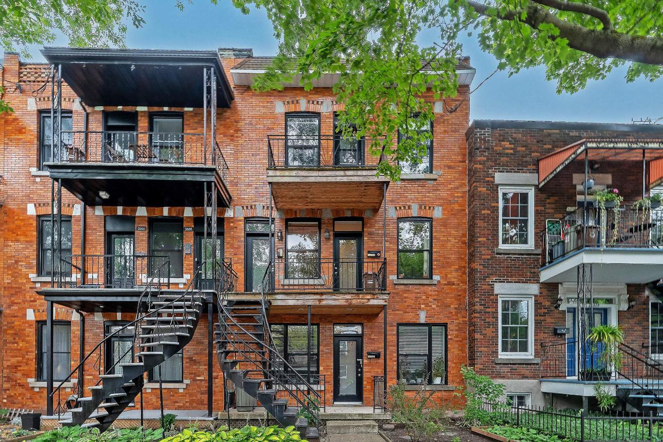 Façade - 2674 Av. D'Orléans, Montréal (Mercier/Hochelaga-Maisonneuve), QC - Outdoor With Facade