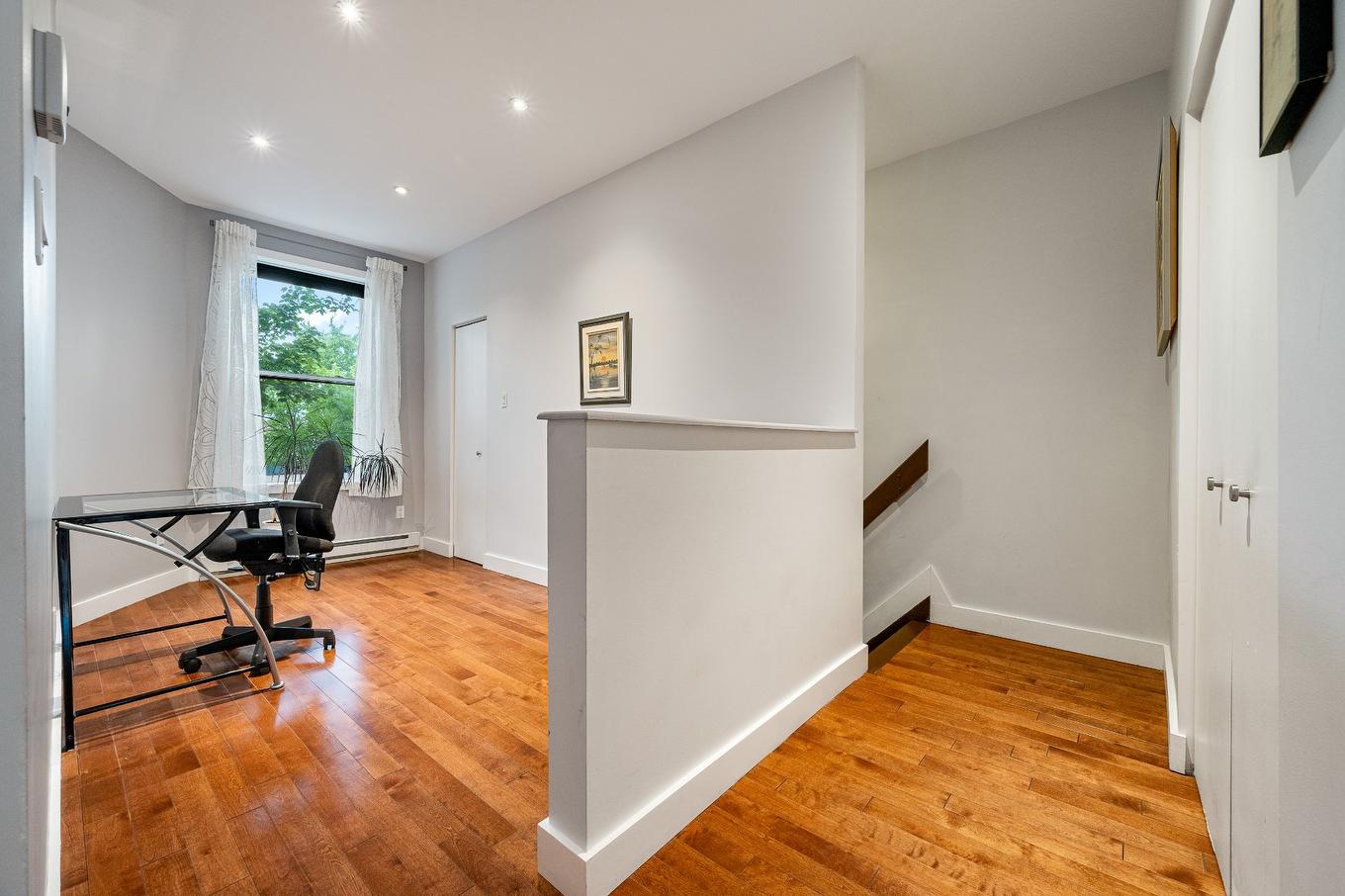 Bureau - 2674 Av. D'Orléans, Montréal (Mercier/Hochelaga-Maisonneuve), QC - Indoor Photo Showing Office