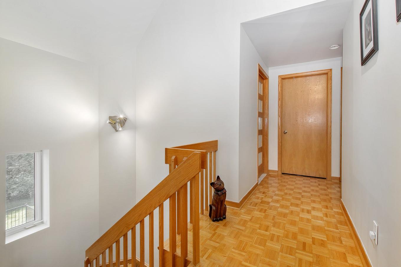 Corridor - 9840 Rue Basile-Routhier, Montréal (Ahuntsic-Cartierville), QC - Indoor Photo Showing Other Room