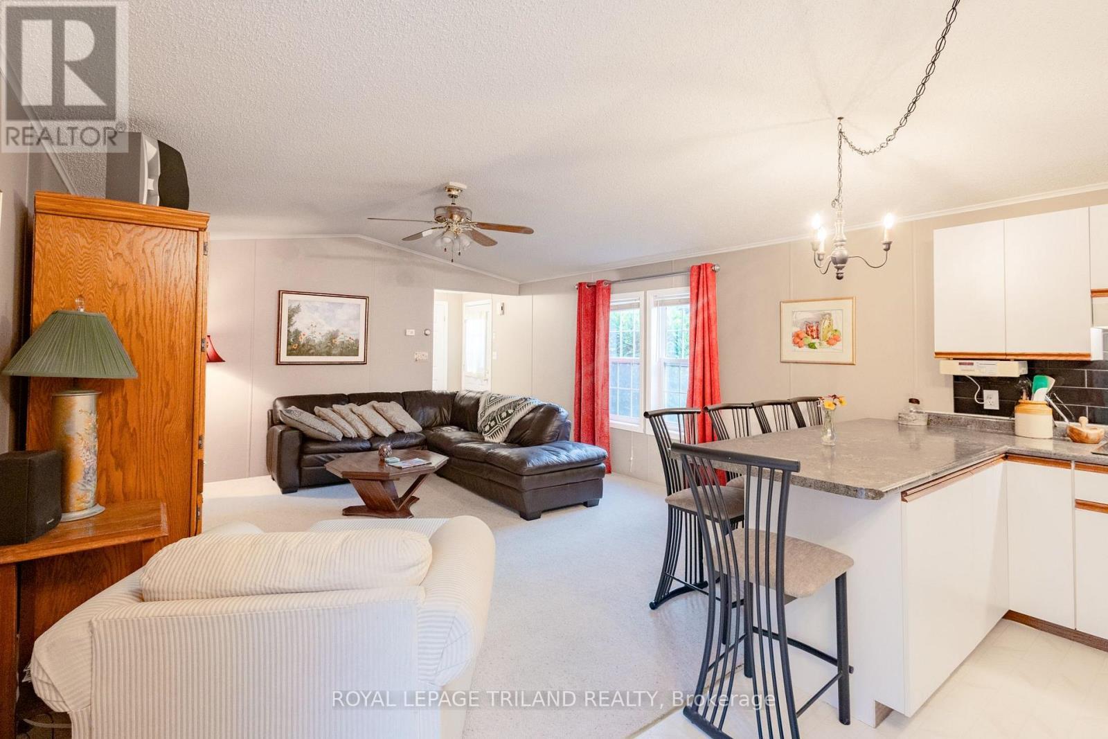 14 Dominican Lane, Bluewater (Hay), ON - Indoor