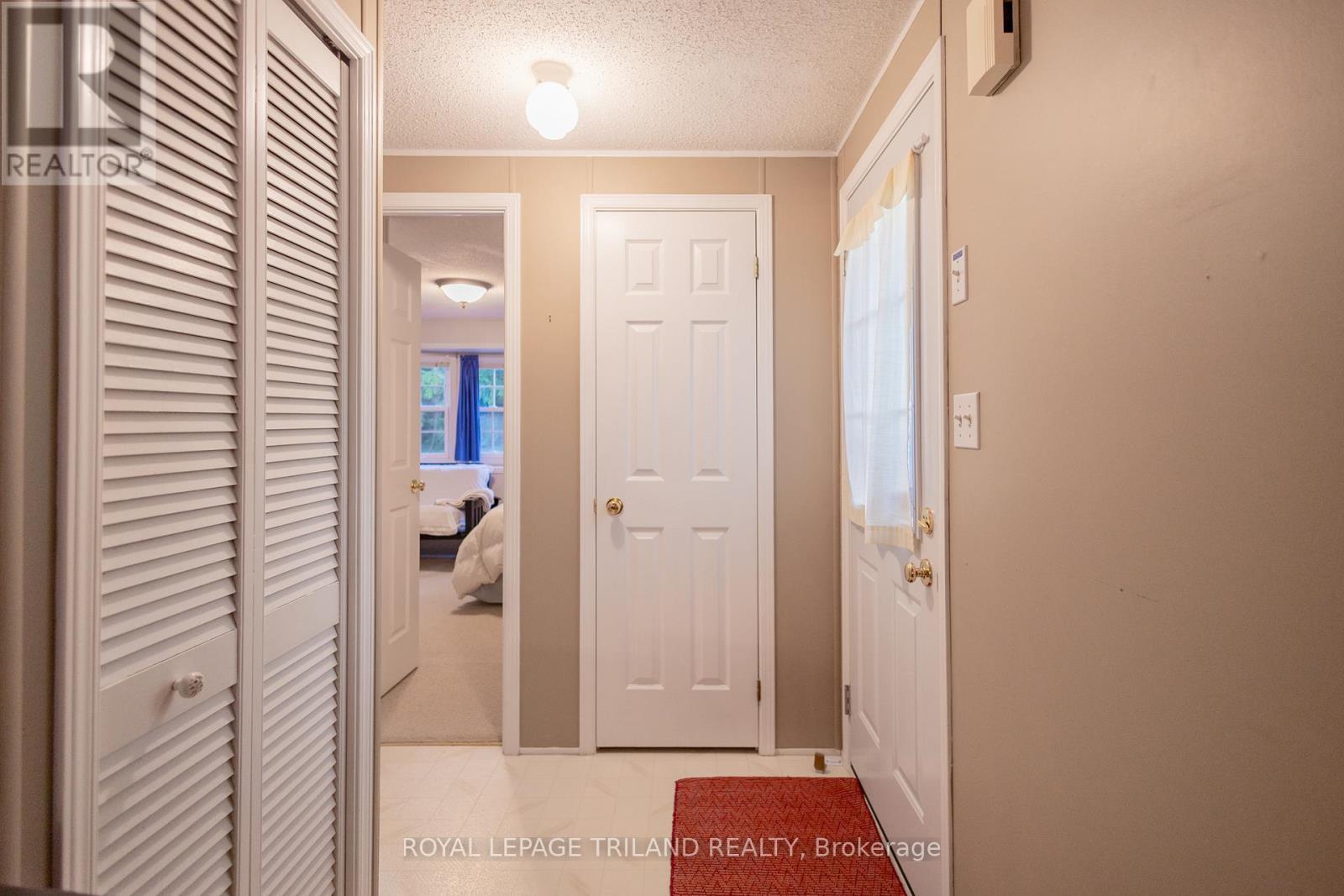 14 Dominican Lane, Bluewater (Hay), ON - Indoor Photo Showing Other Room