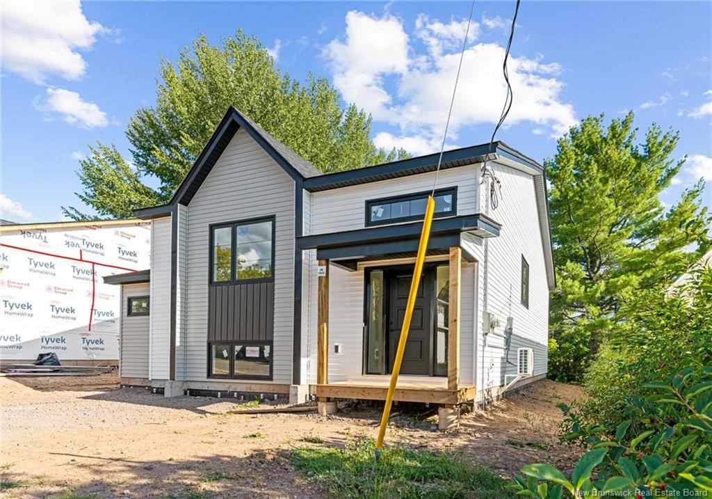220 Gould St, Dieppe, NB