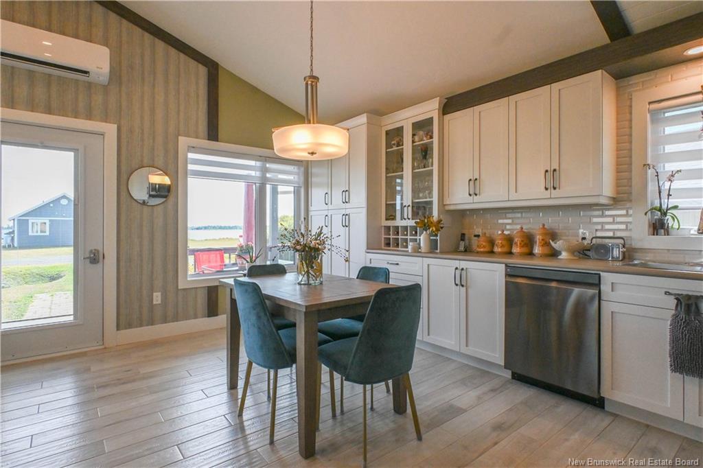 22 Rue De La Baie St, Tracadie, NB