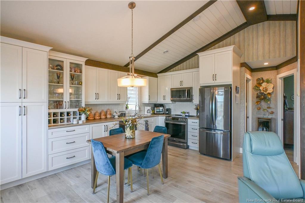 22 Rue De La Baie St, Tracadie, NB